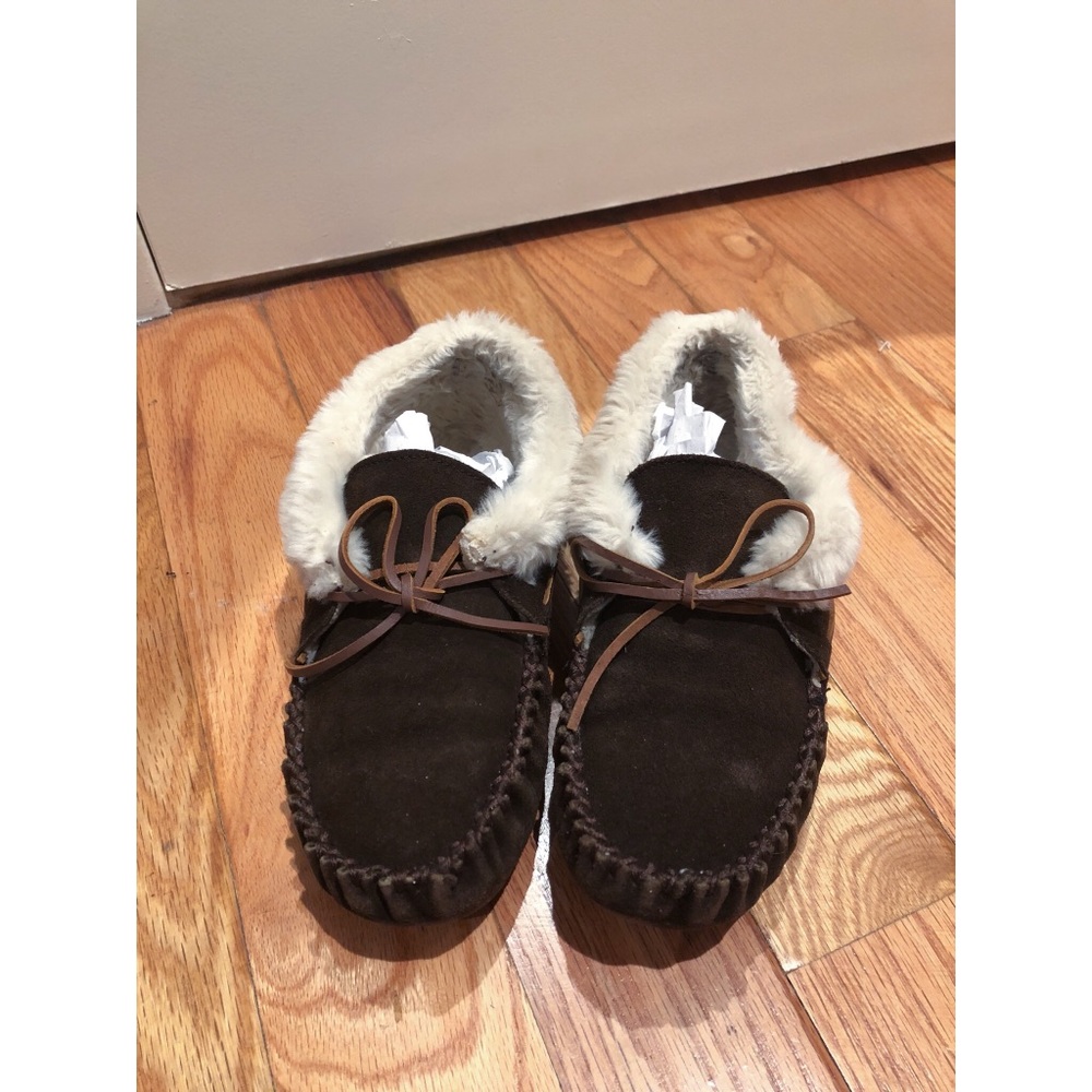 Minnetonka Slippers